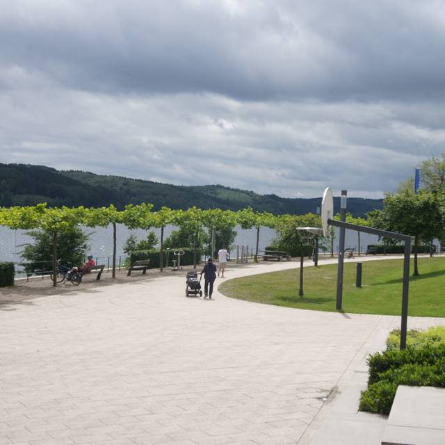 Am Sorpesee in Langscheid