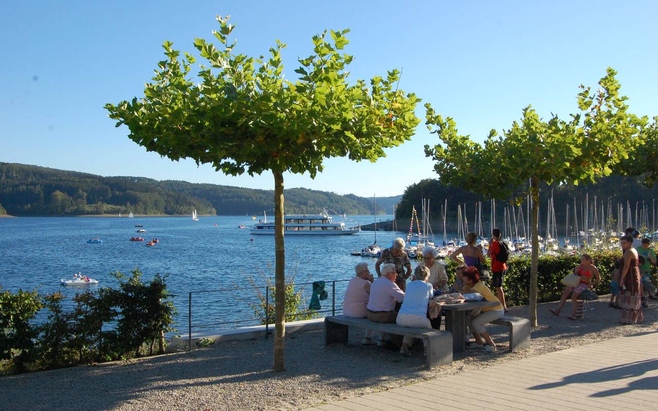Sorpesee Promenade Langscheid