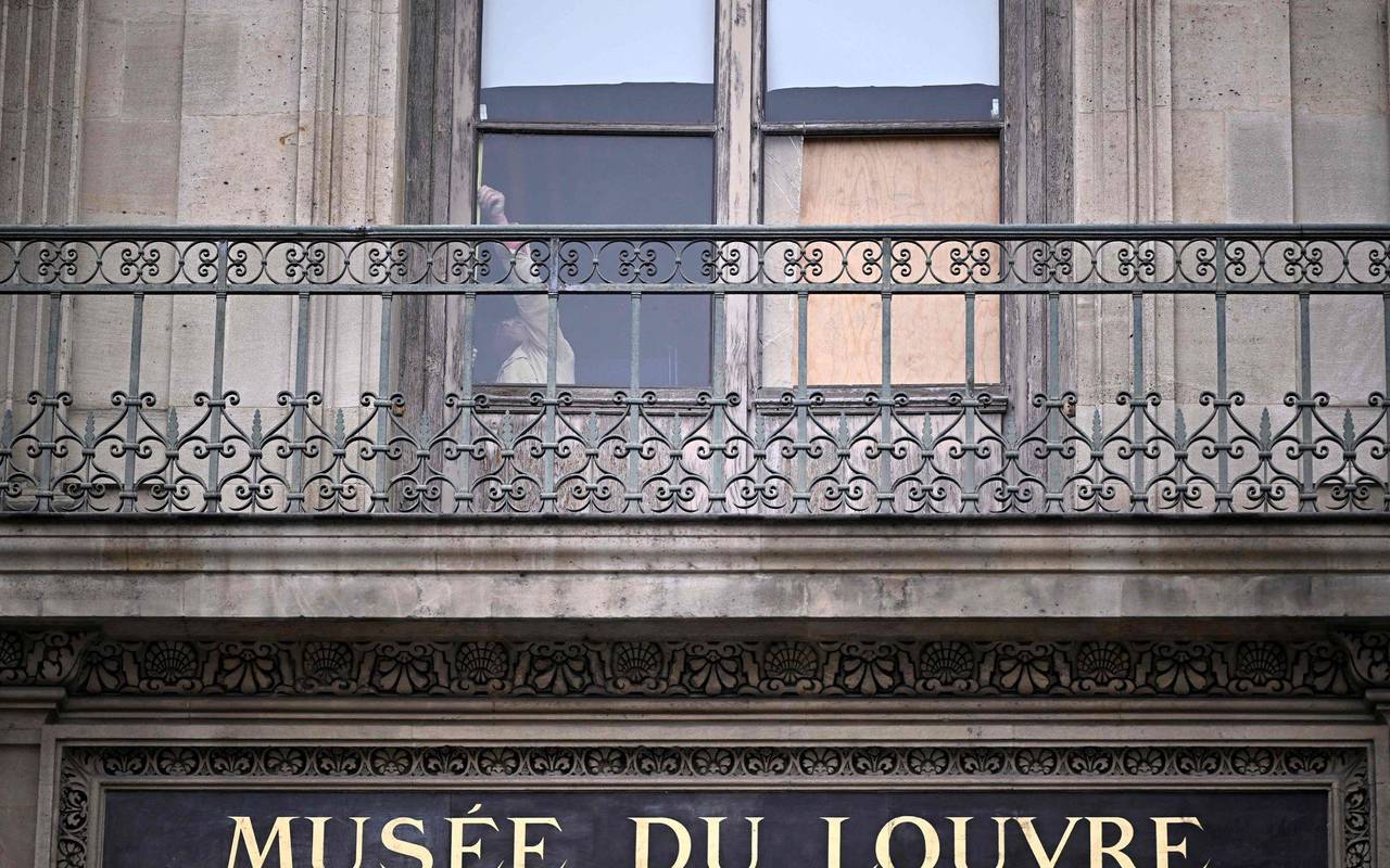 Nach Juwelendiebstahl im Louvre