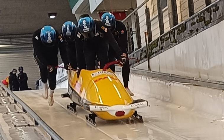 Viererbob-Start beim Training der deutschen Nationalmannschaft in Winterberg.
