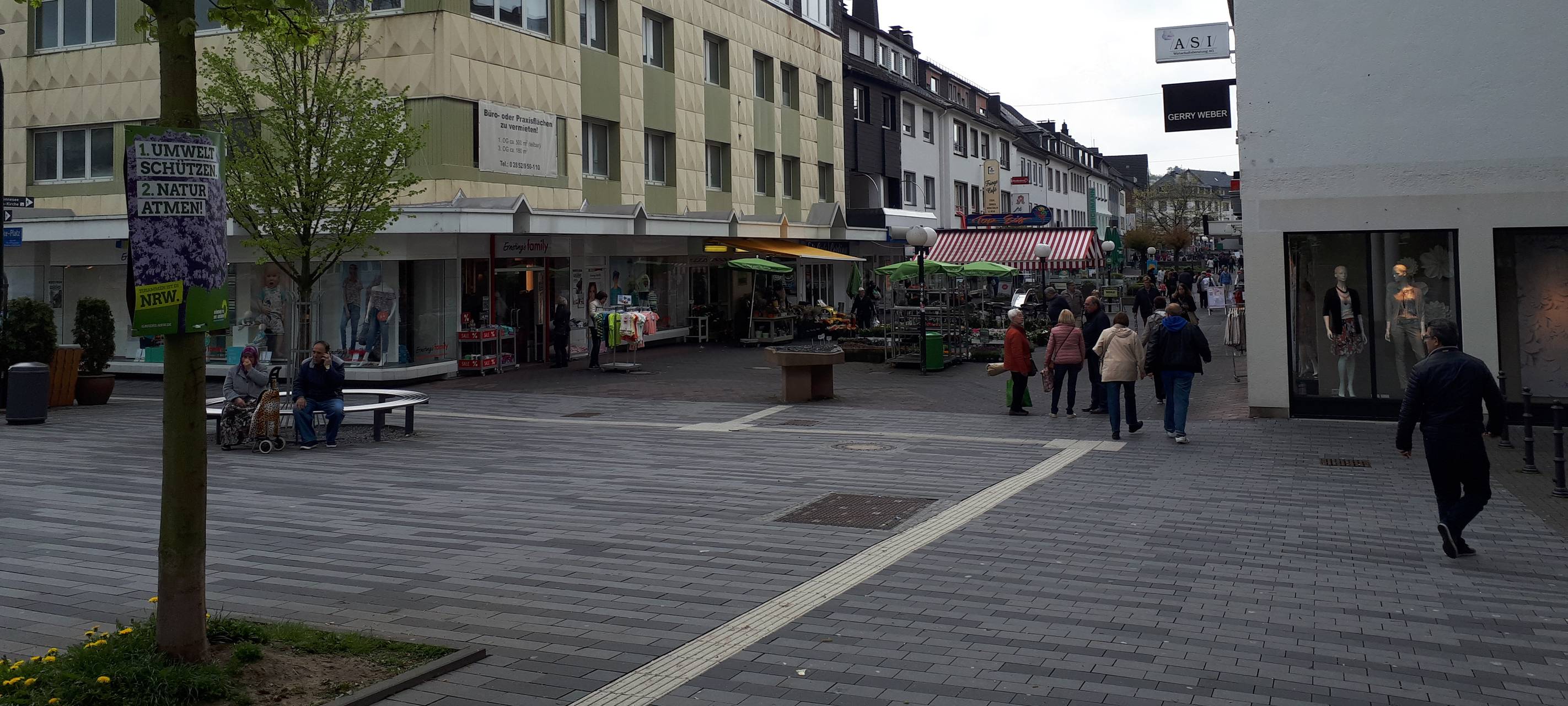 Gedämpfte Prognosen für Weihnachtsgeschäft im HSK