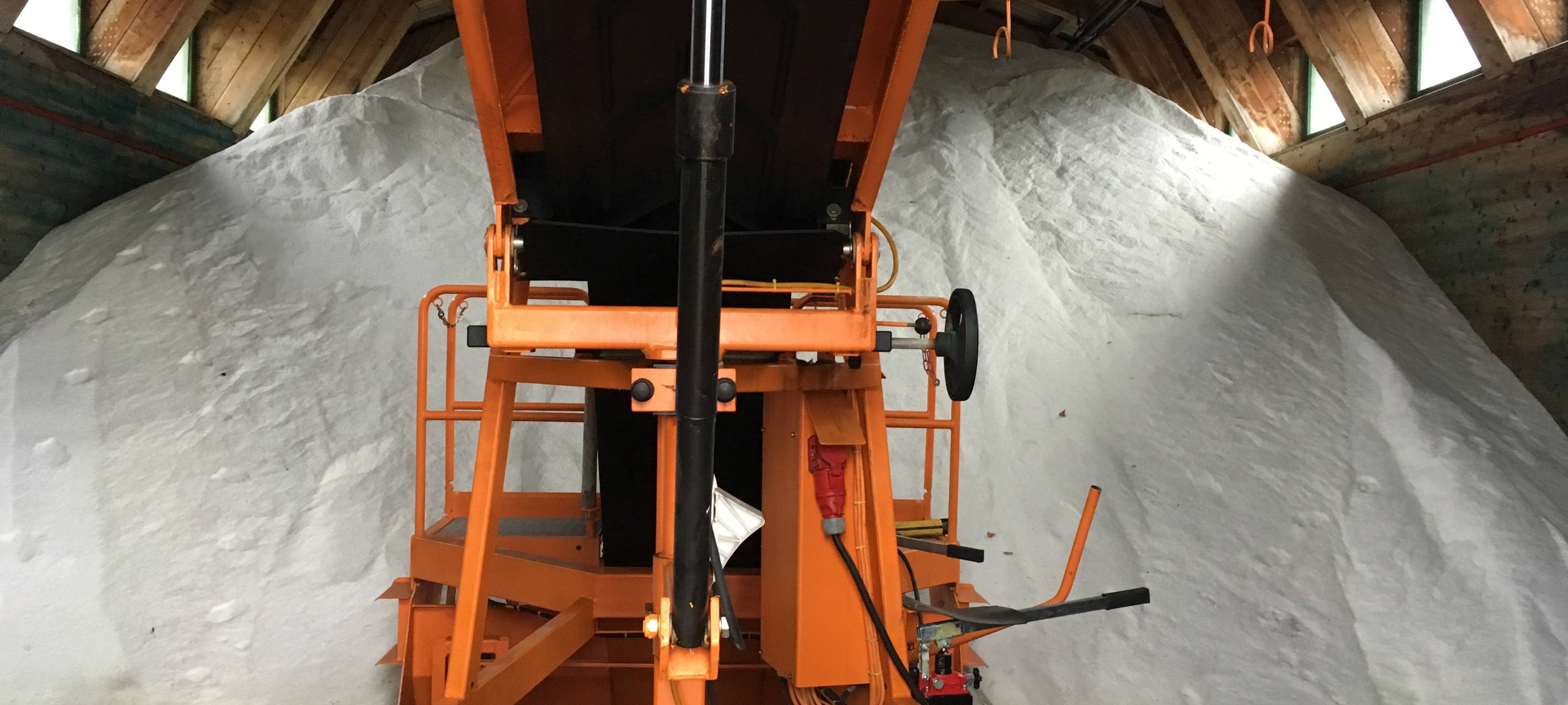 Eingelagertes Salz im Bauhof der Stadt Winterberg.