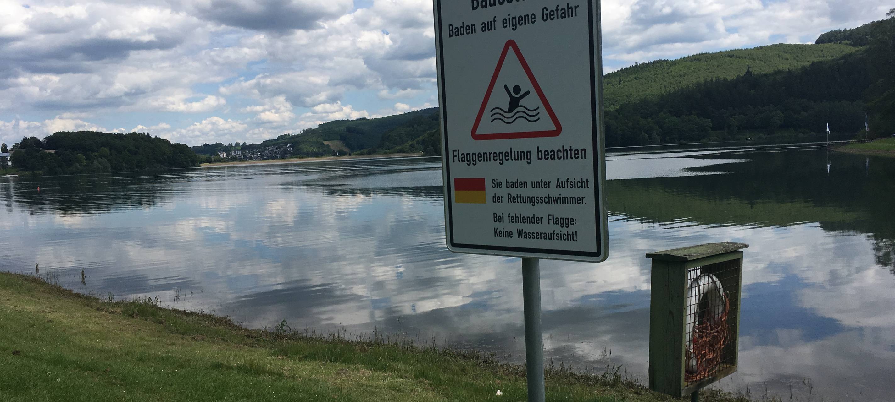 Badestellen am Hennesee wieder freigegeben