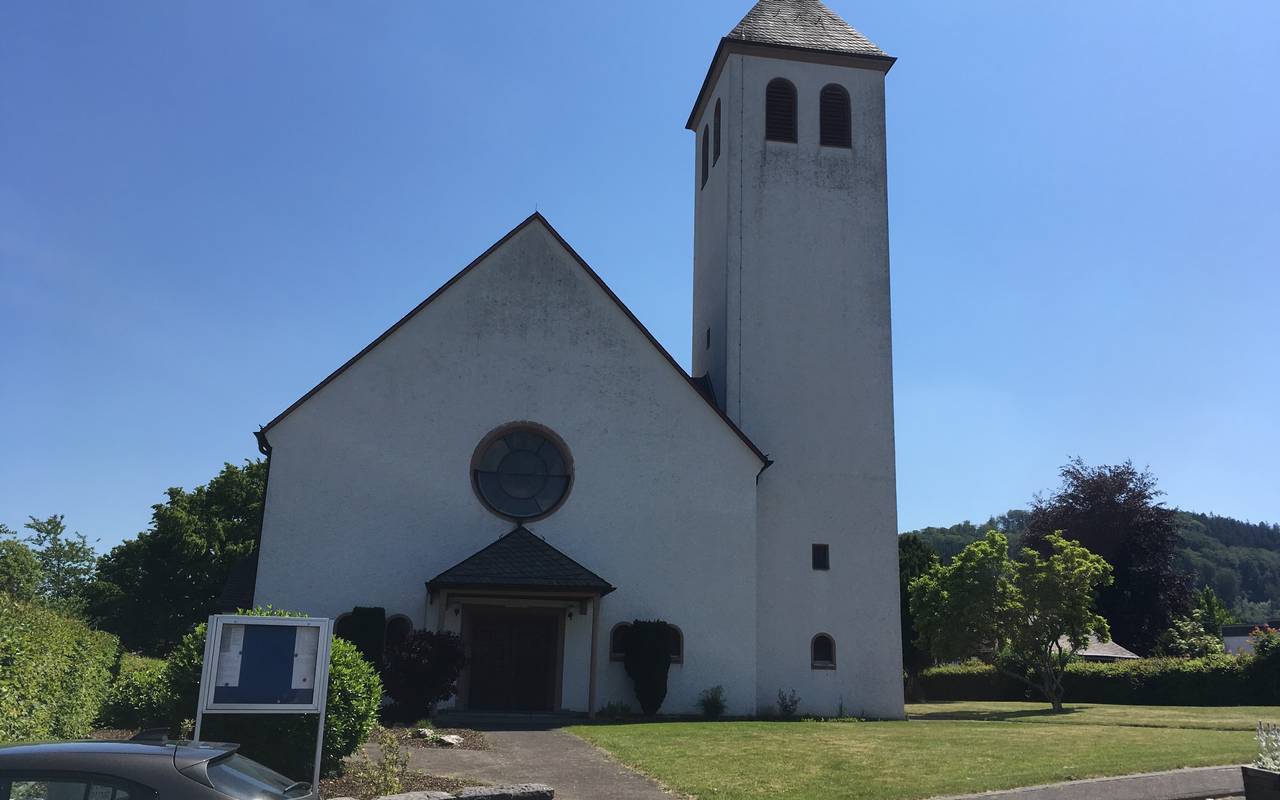 Aufgenommen im Juni 2019
Christkönig-Kirche in Bestwig