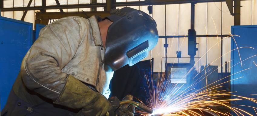 Mehr Lohn für Industriearbeit