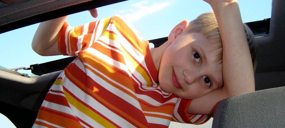 Kinder sollten zu Fuß zur Schule gehen