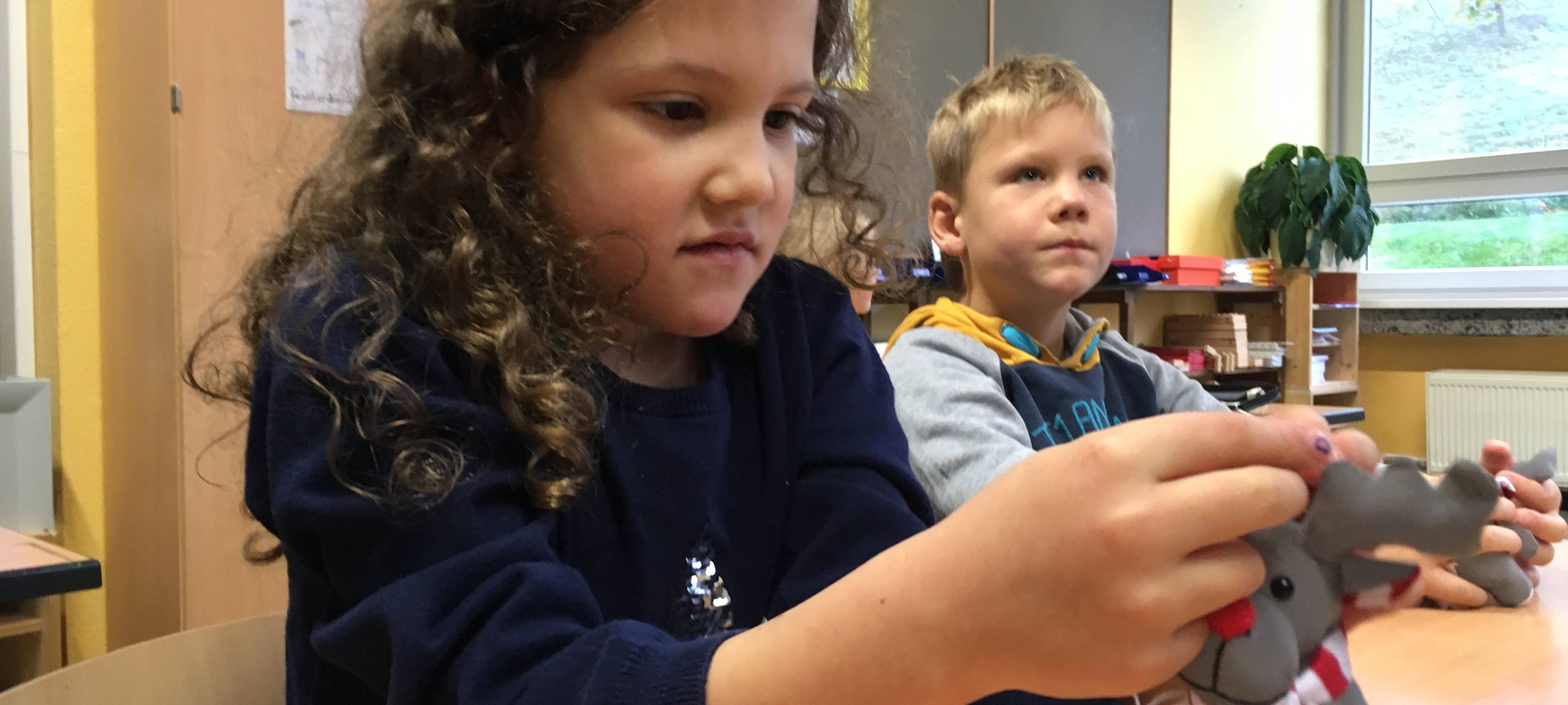 Mit Emil sicher zur Schule