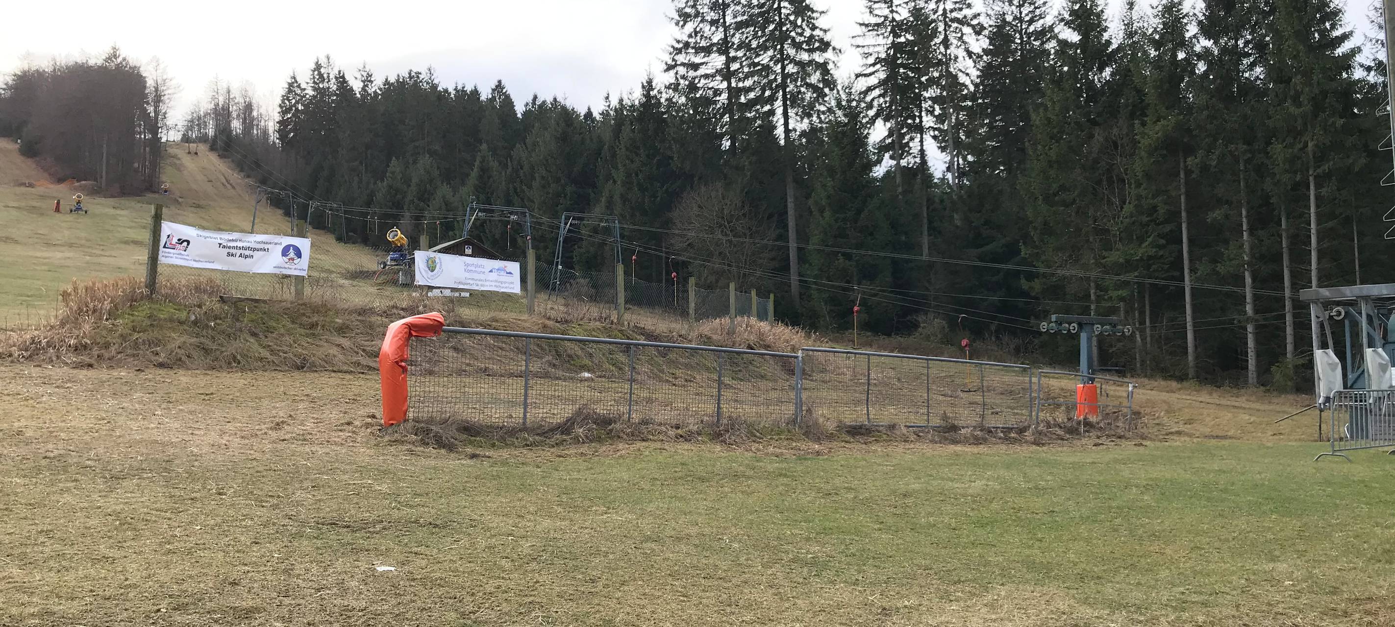 Wintersportgebiete leiden unter Schneemangel