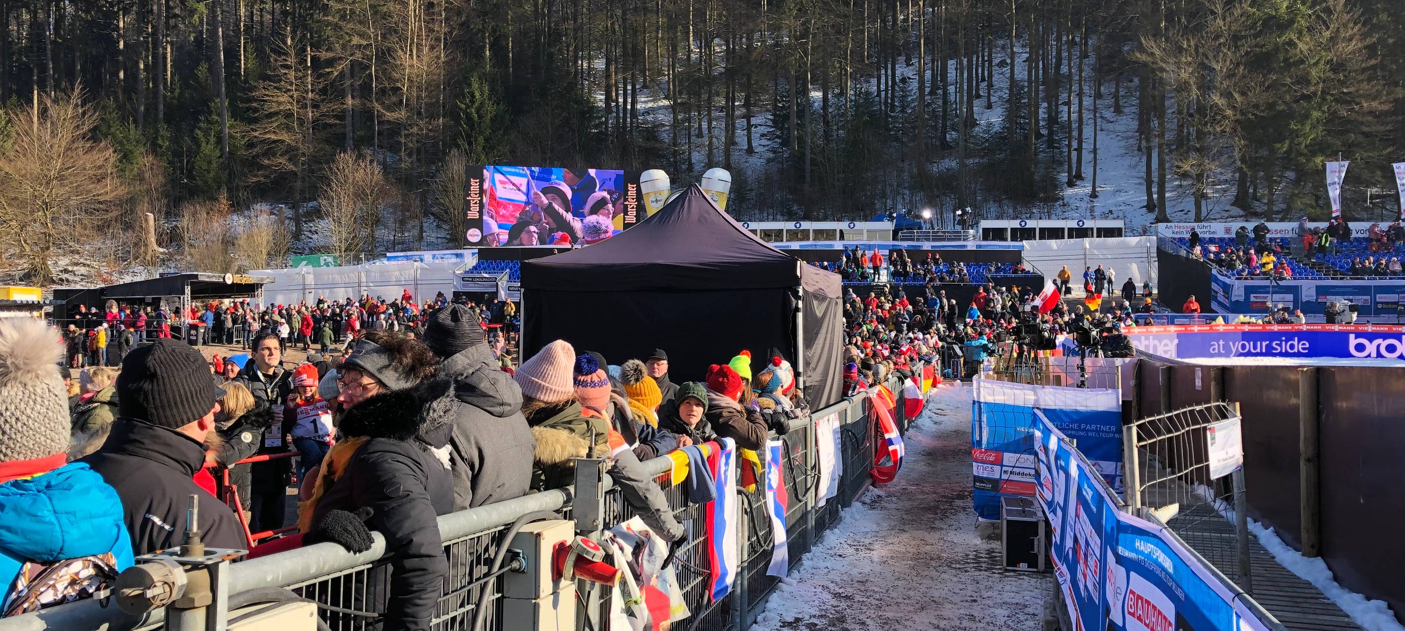 Skispringen gestartet