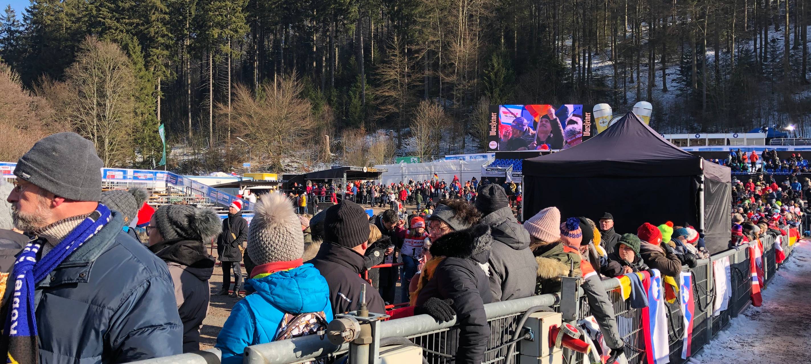 Skispringen gestartet