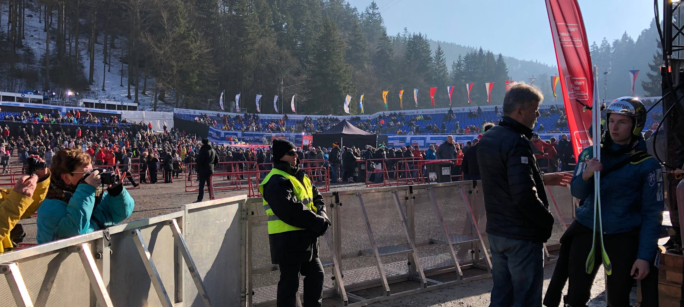 Skispringen gestartet