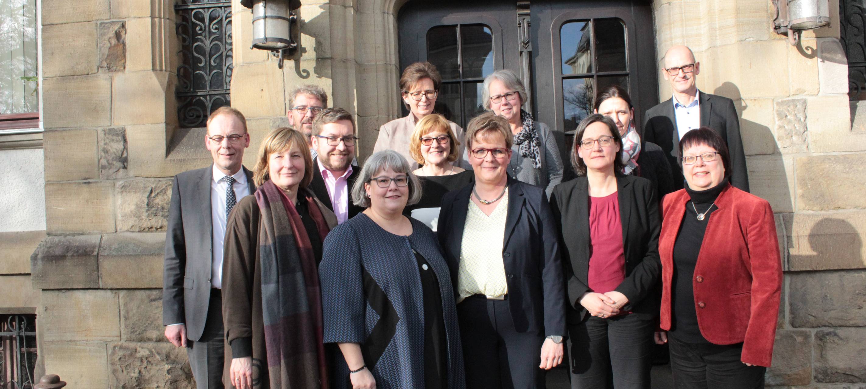 Modell gegen Schulleitermangel