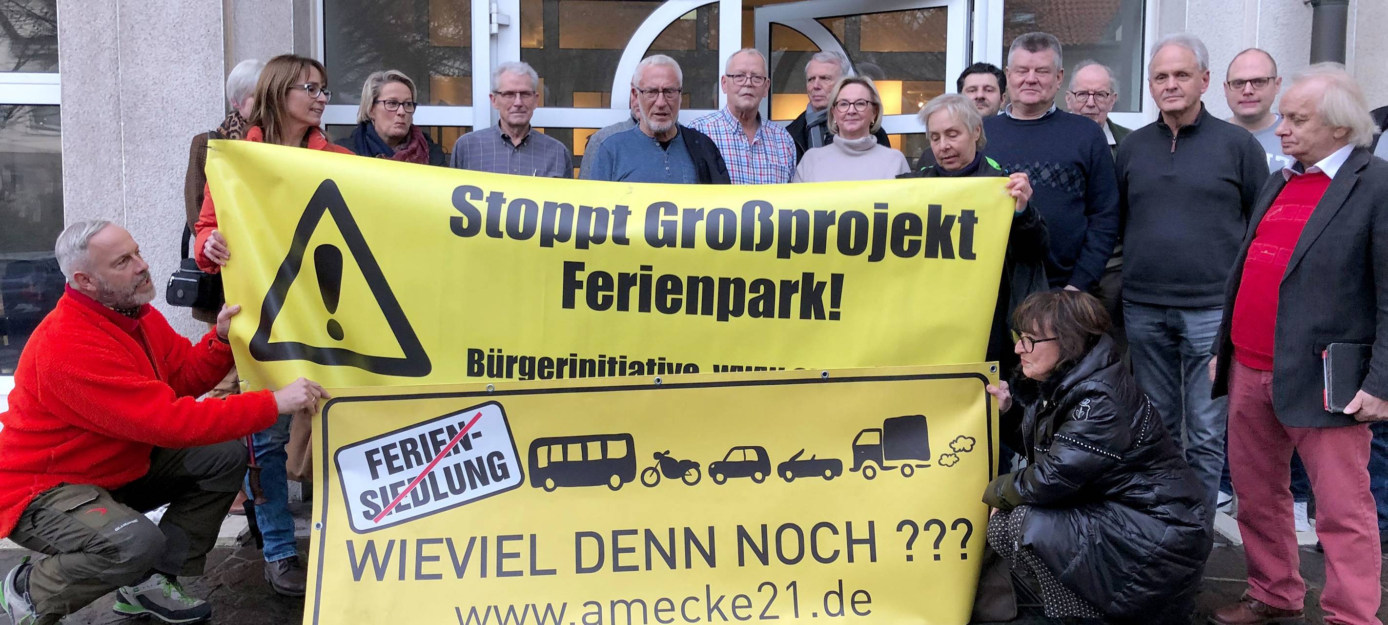 Proteste gegen Ferienpark