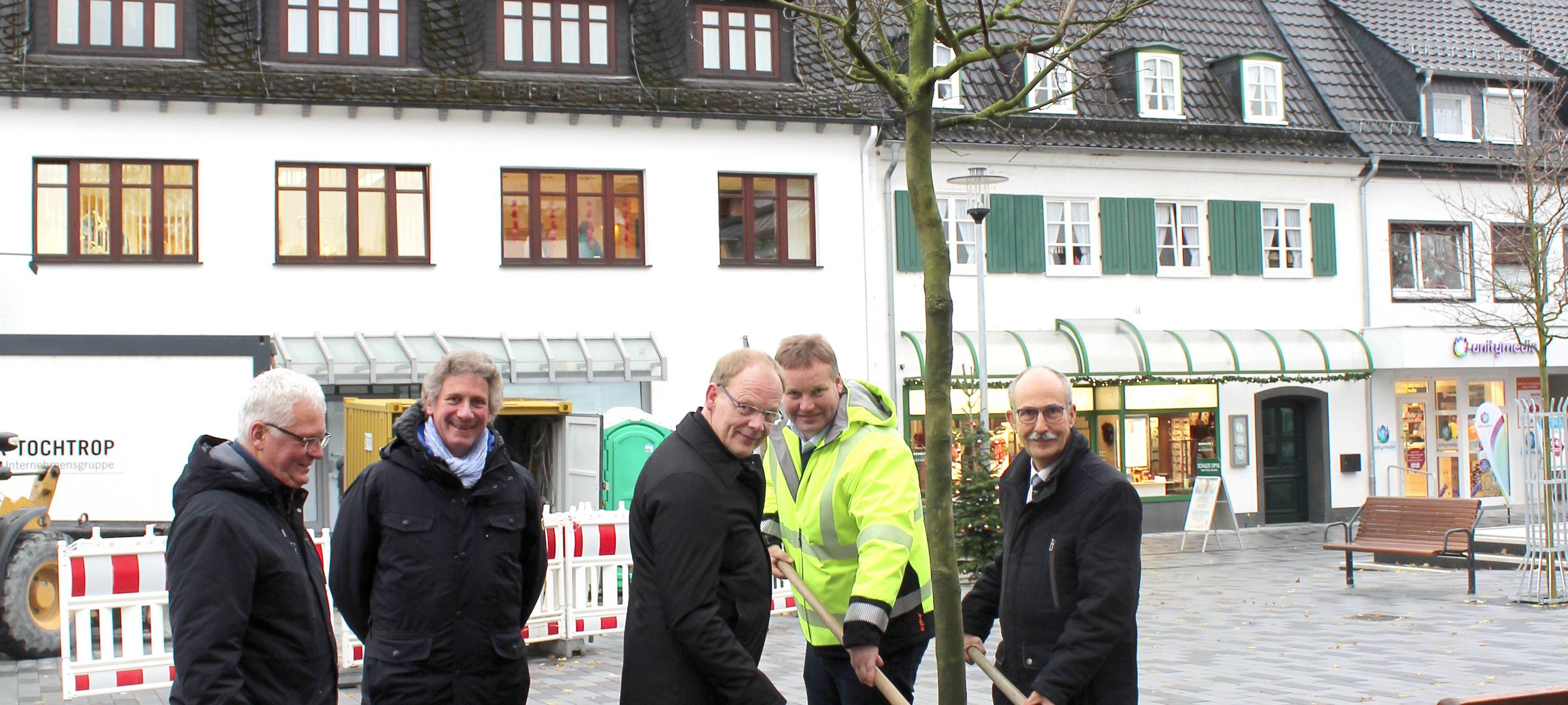 Meschede freut sich über neue Amberbäume