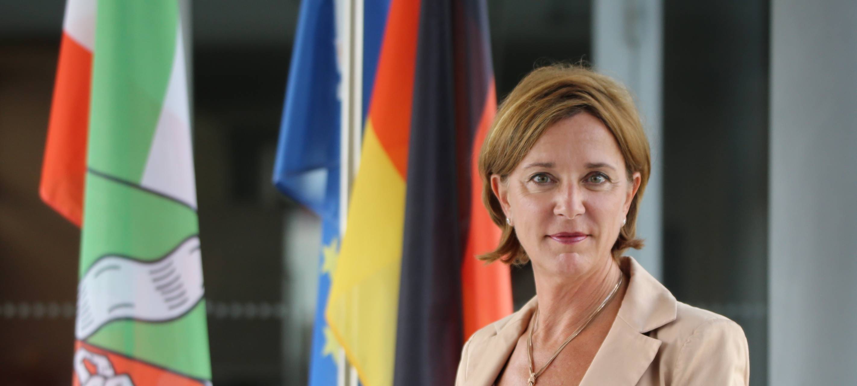 Lehrergewerkschaft begrüßt Maskenpflicht in Schulen