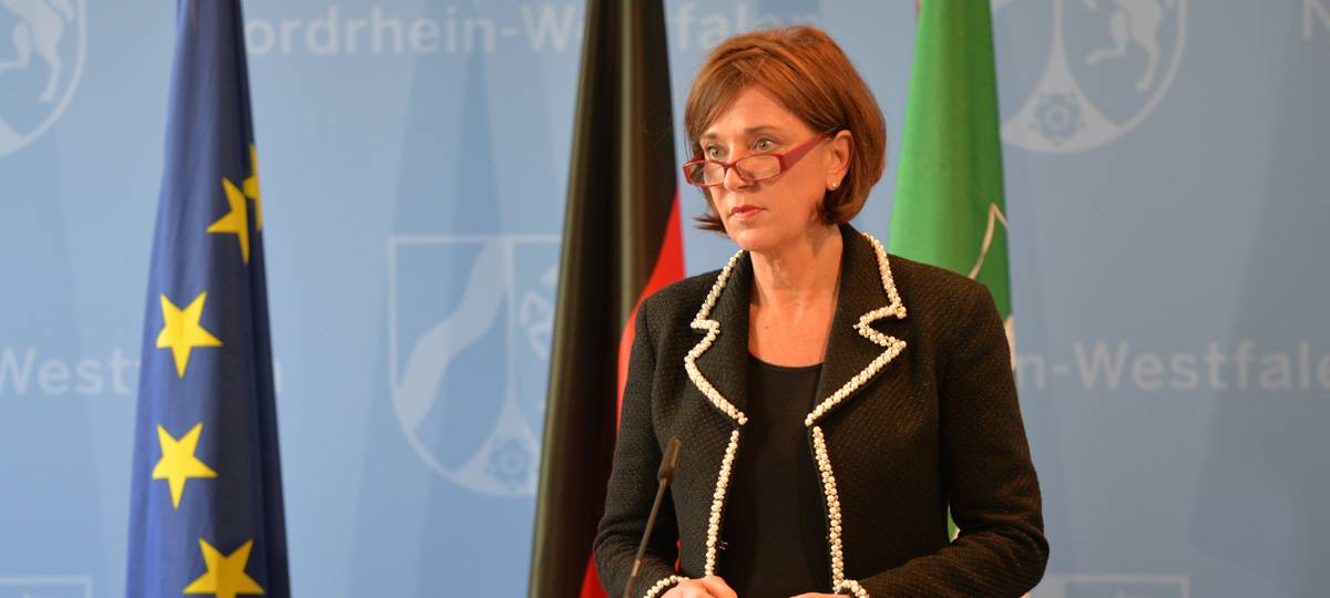 Gebauer für Schul-Diskussion in Meschede