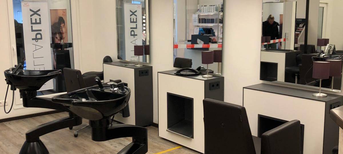 Friseure im Sauerland bereiten sich auf Neustart vor