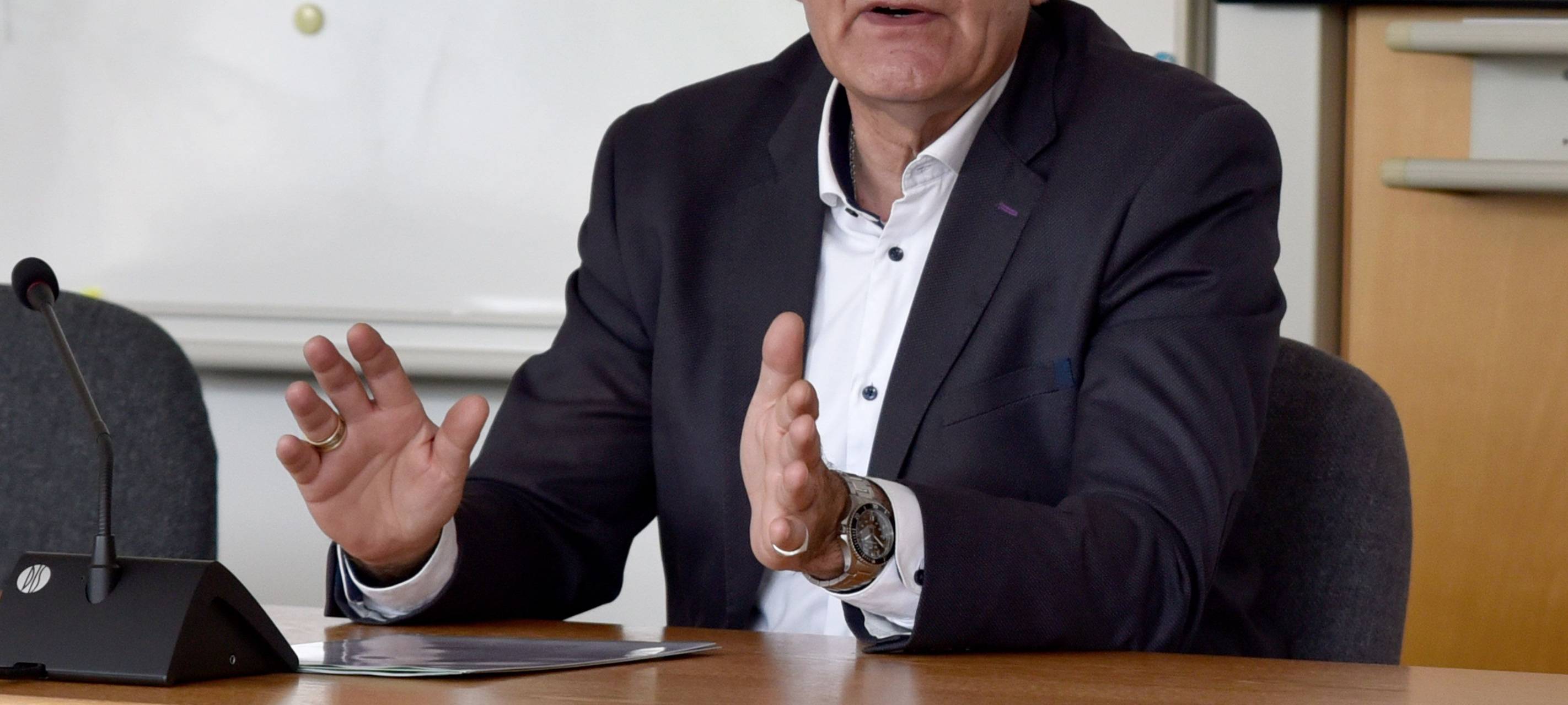 Kommunalaufsicht prüft Amtsmissbrauchs-Vorwürfe