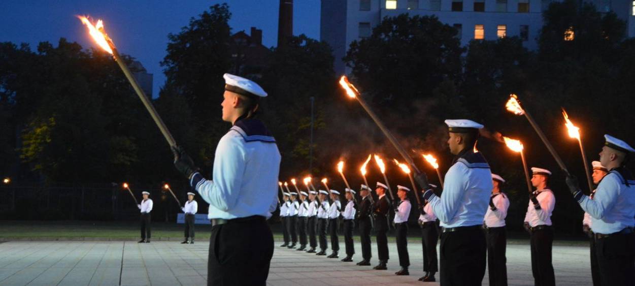 Meinungen zur Wiedereinführung der Wehrpflicht gespalten