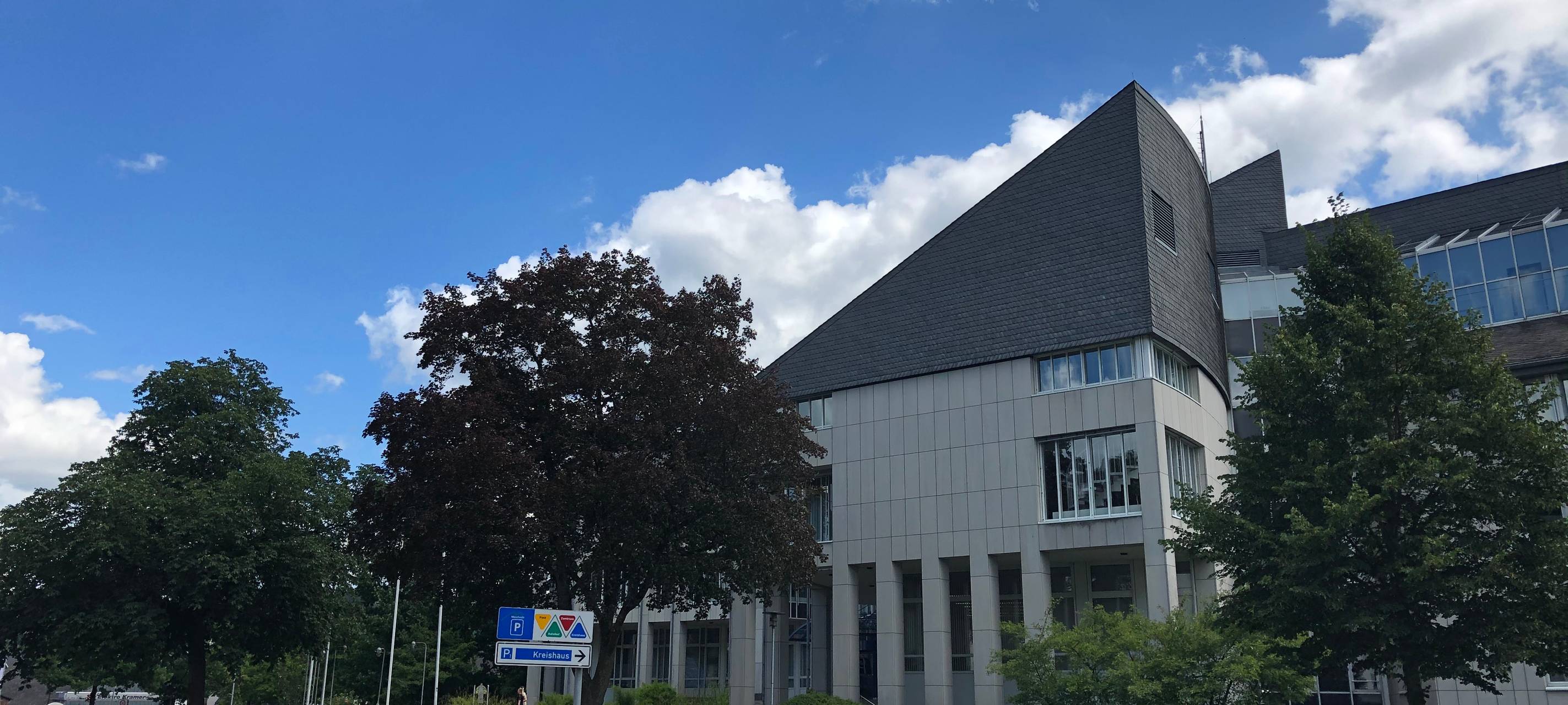 HSK-Kreistag spricht über Vogelschutz und Kitas