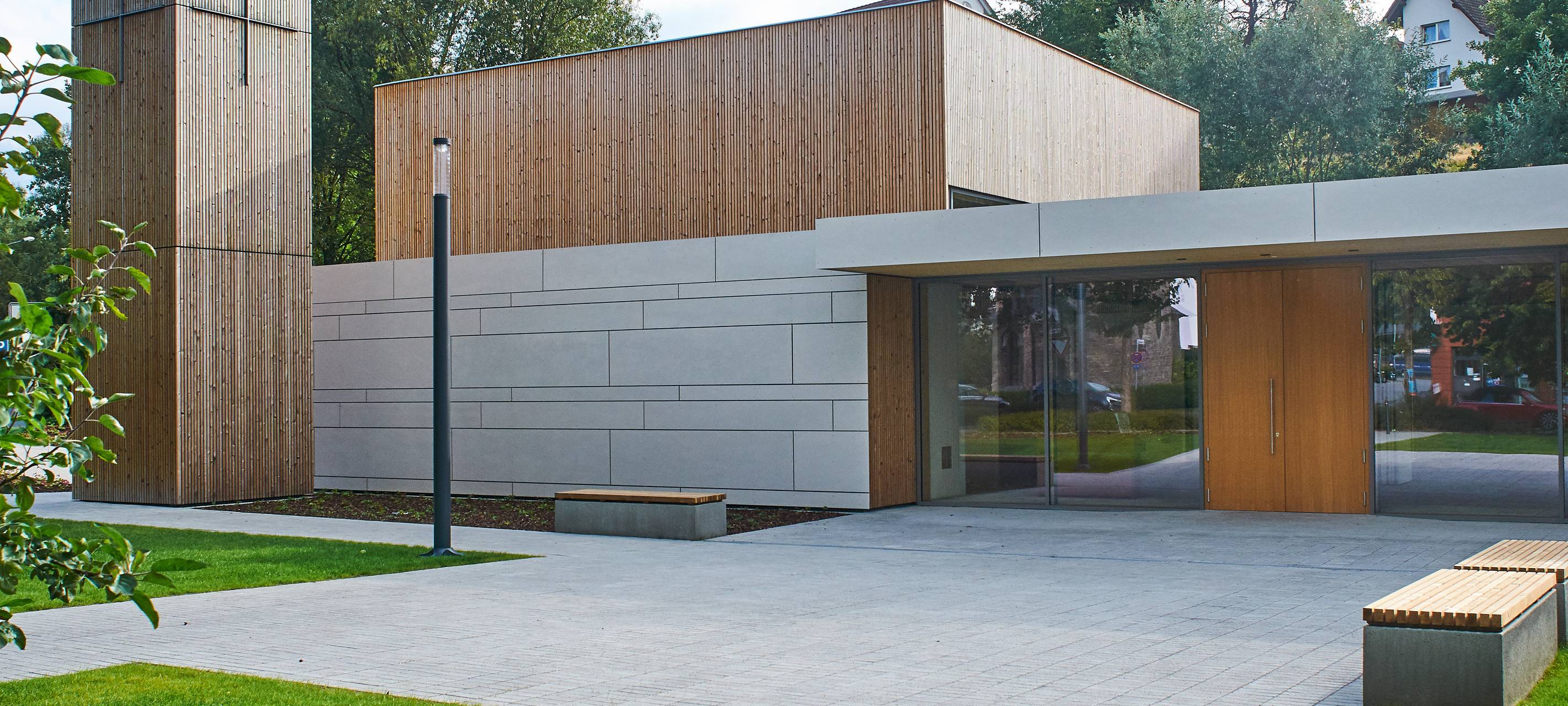 Sundern: Erster Gottesdienst in neuer Kirche