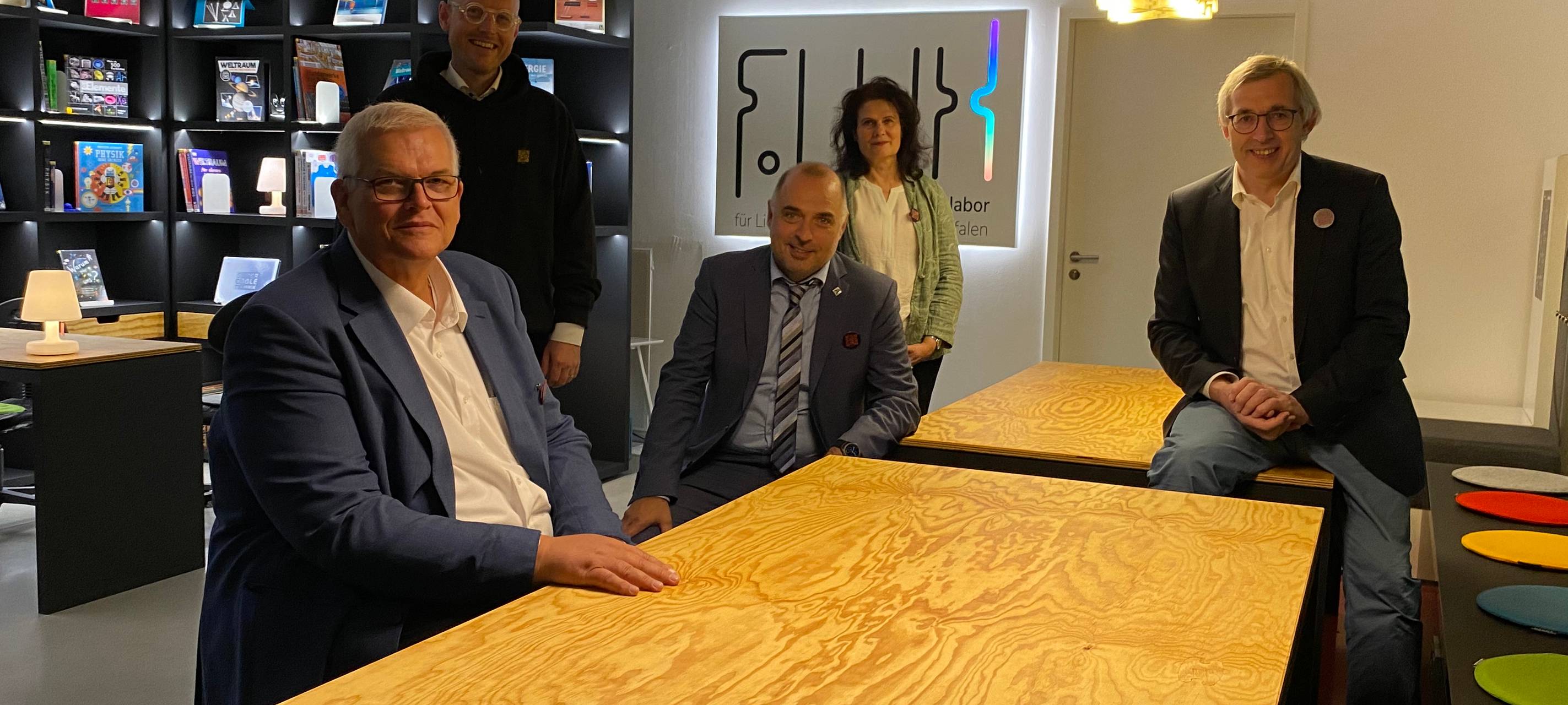 Neues Schülerlabor "F.Lux" in Neheim