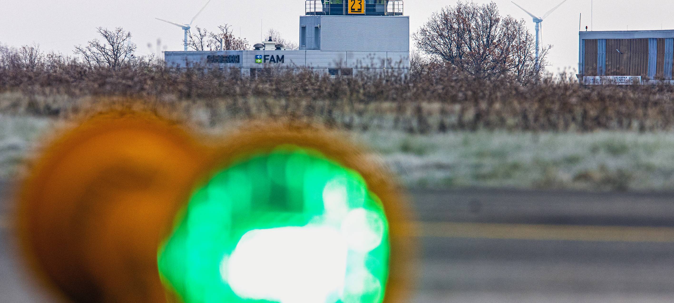 FAM: Start-und-Lande-Bahn nach Sanierung wieder in Betrieb