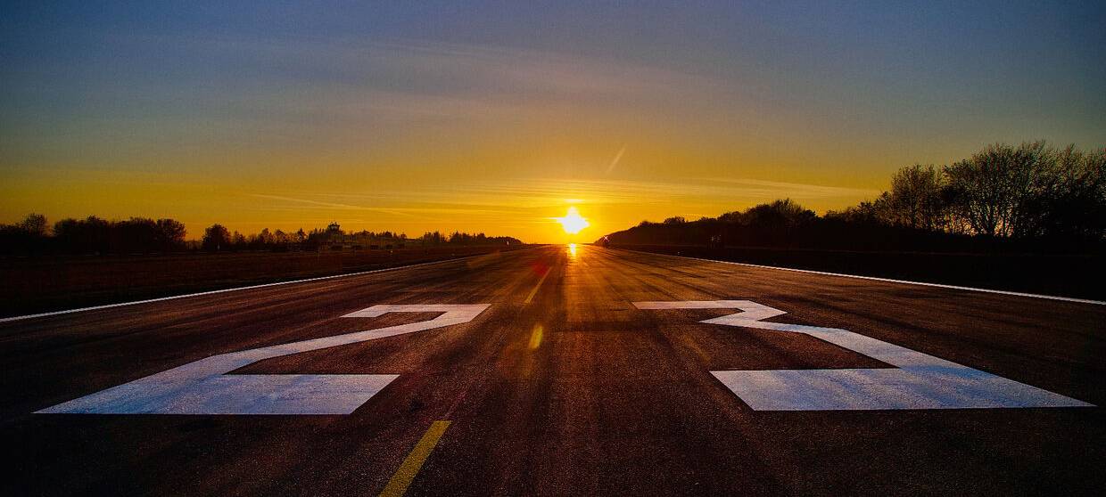 FAM: Start-und-Lande-Bahn nach Sanierung wieder in Betrieb