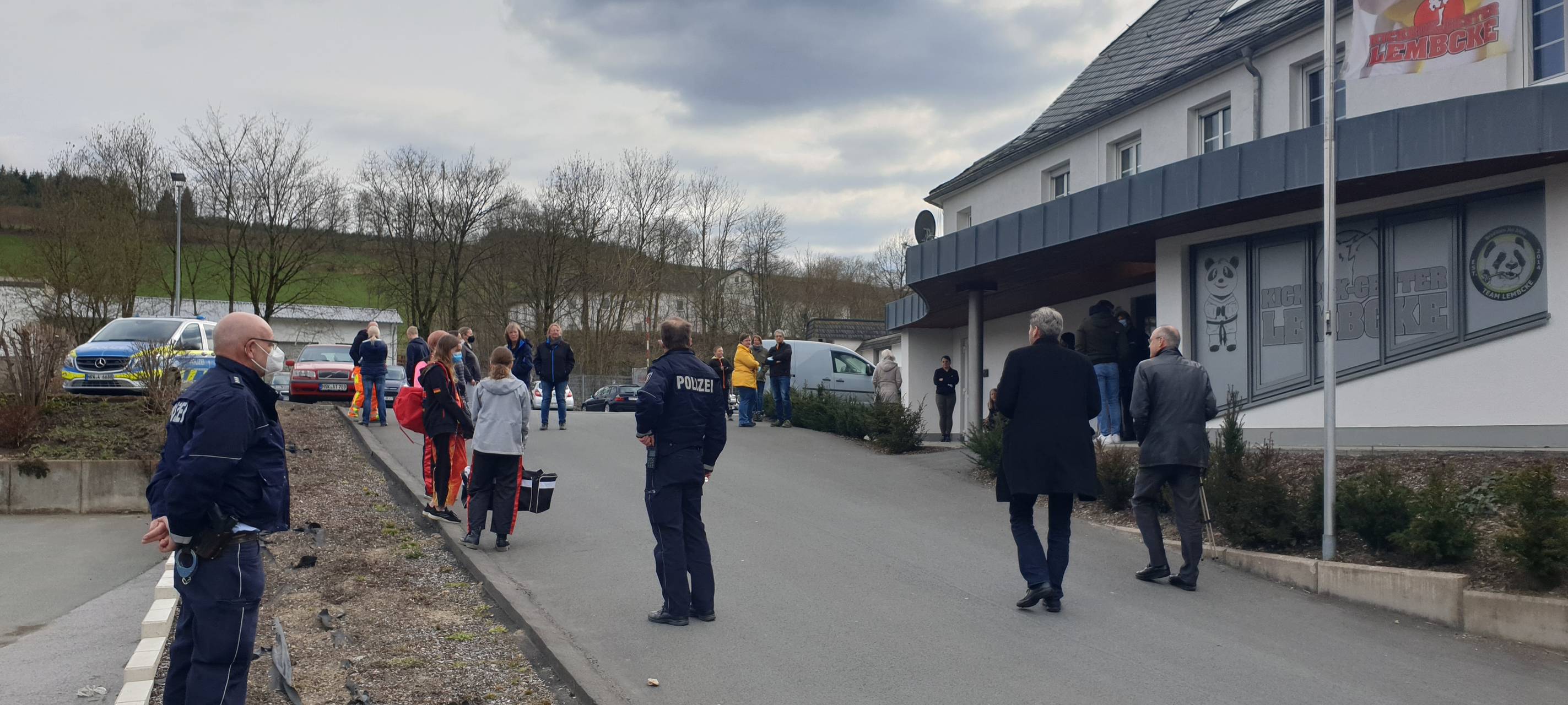 Öffnung zweier Betriebe in Schmallenberg ohne große Zwischenfälle