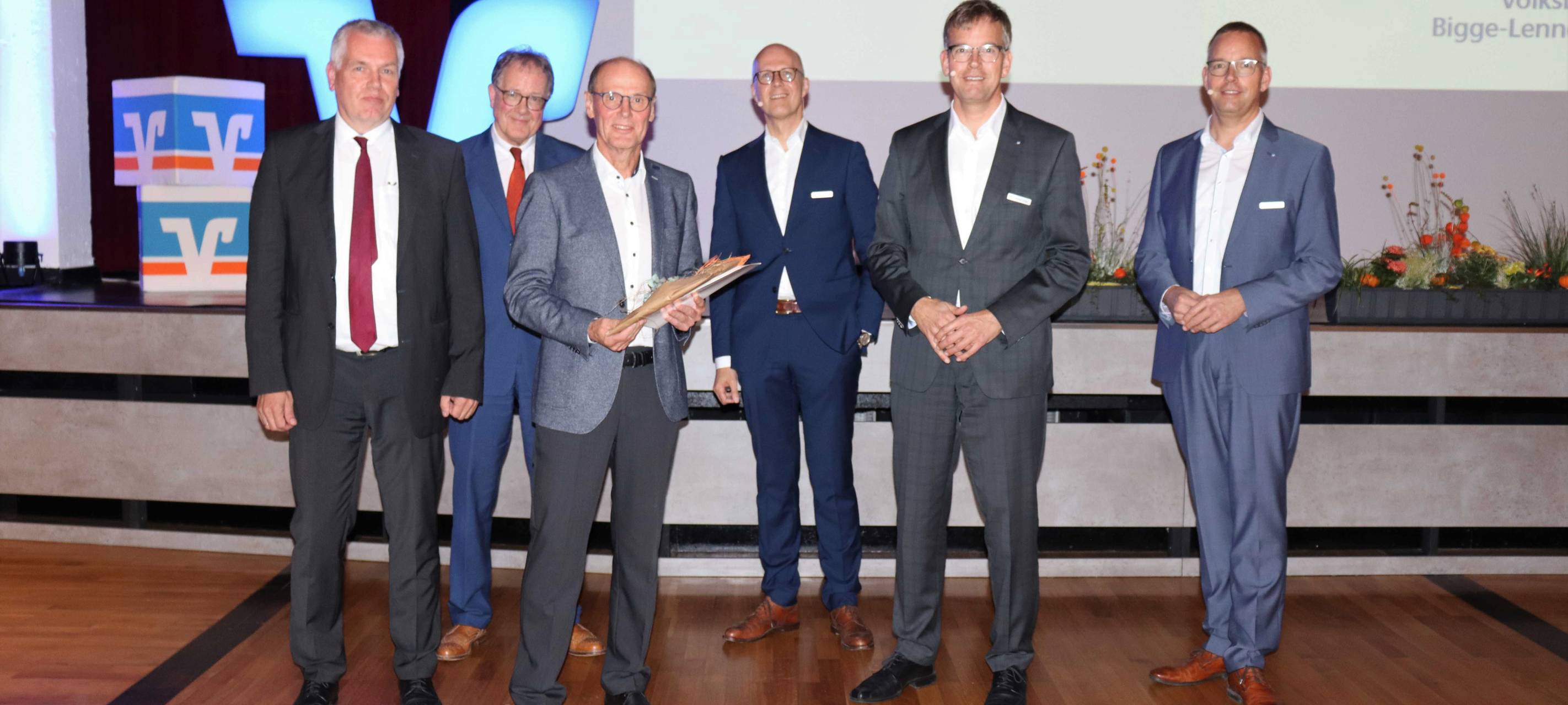 Volksbanken Bigge-Lenne und Sauerland ziehen Bilanz