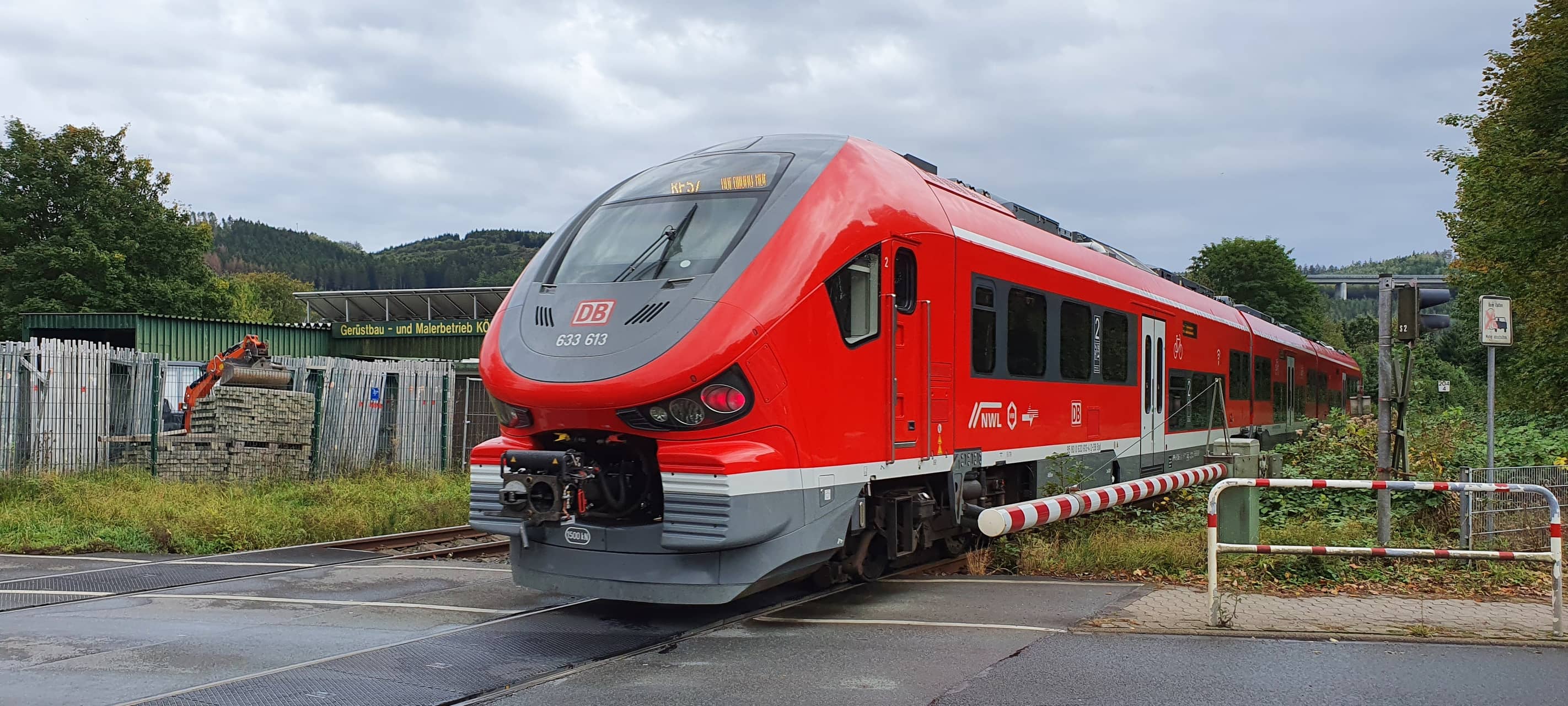Sperrungen von Bahnübergängen und Zugausfälle