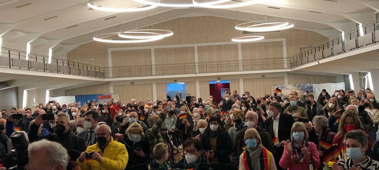 Hunderte Schmallenberger waren beim Empfang für Hannah Neise dabei.