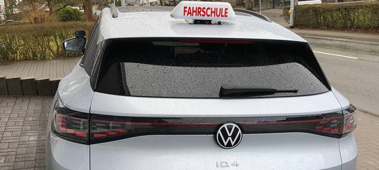 Zum Nachhören: Immer mehr E-Autos, kaum Schnellladesäulen im HSK