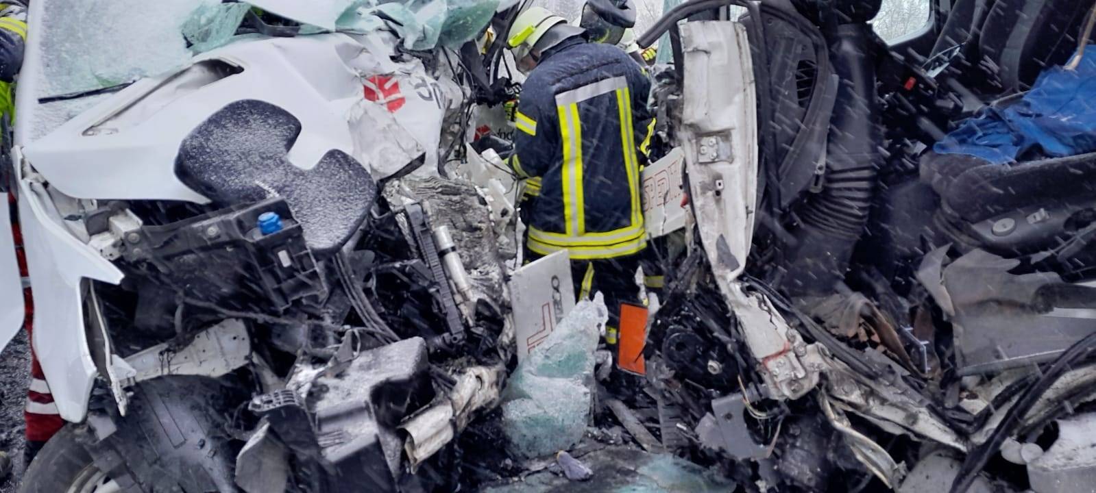 Vollsperrung: Verkehrsunfall am Rimberg bei Bad Fredeburg