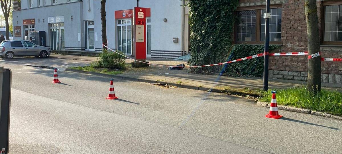 Geldautomat in Arnsberg-Voßwinkel gesprengt