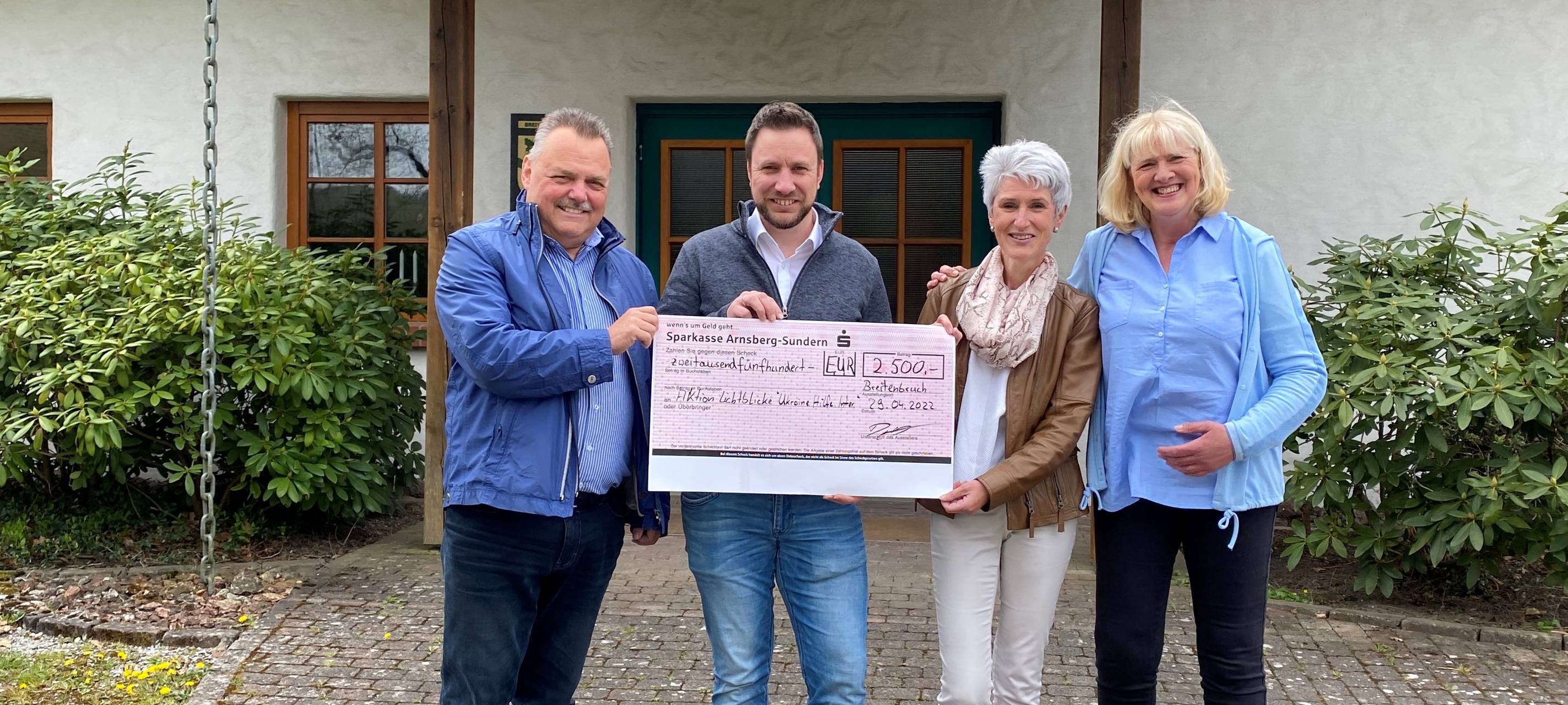 2.500 Euro für Lichtblicke