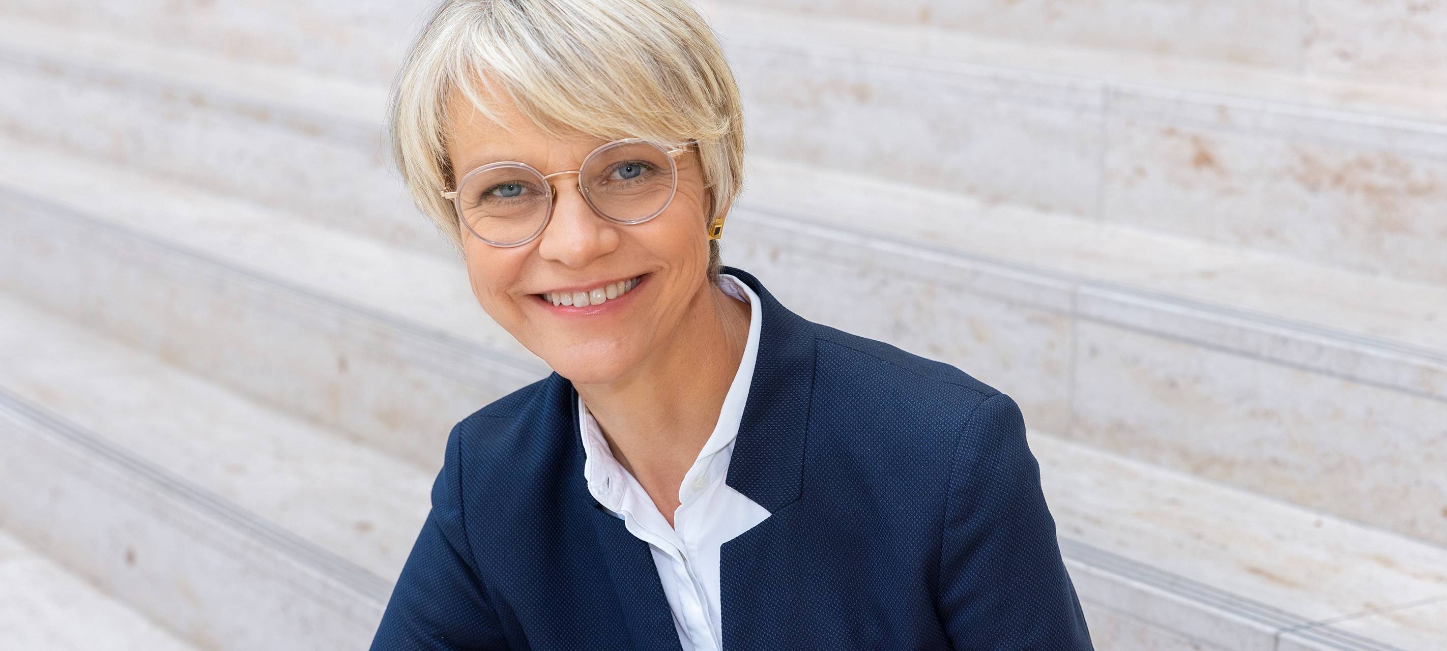 Zum Nachhören: Schulministerin im Sauerland