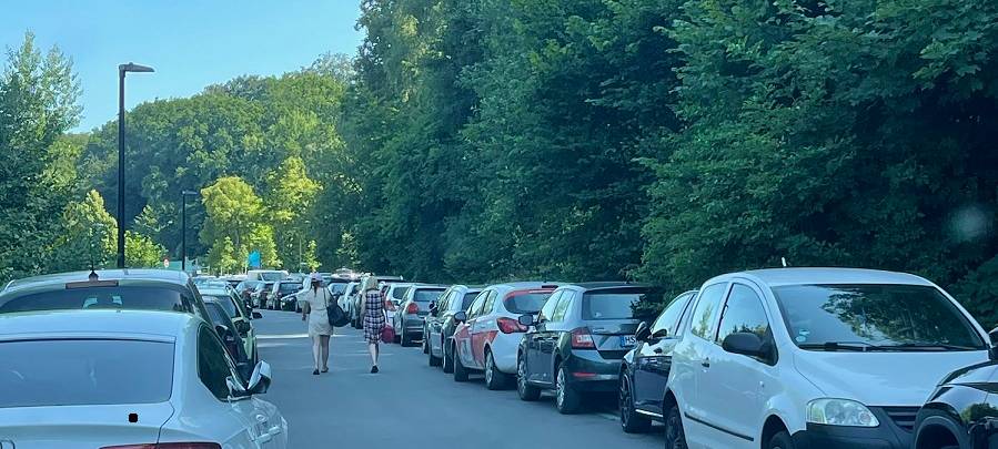 Stadt Arnsberg ändert Parkregelung am Freibad Neheim