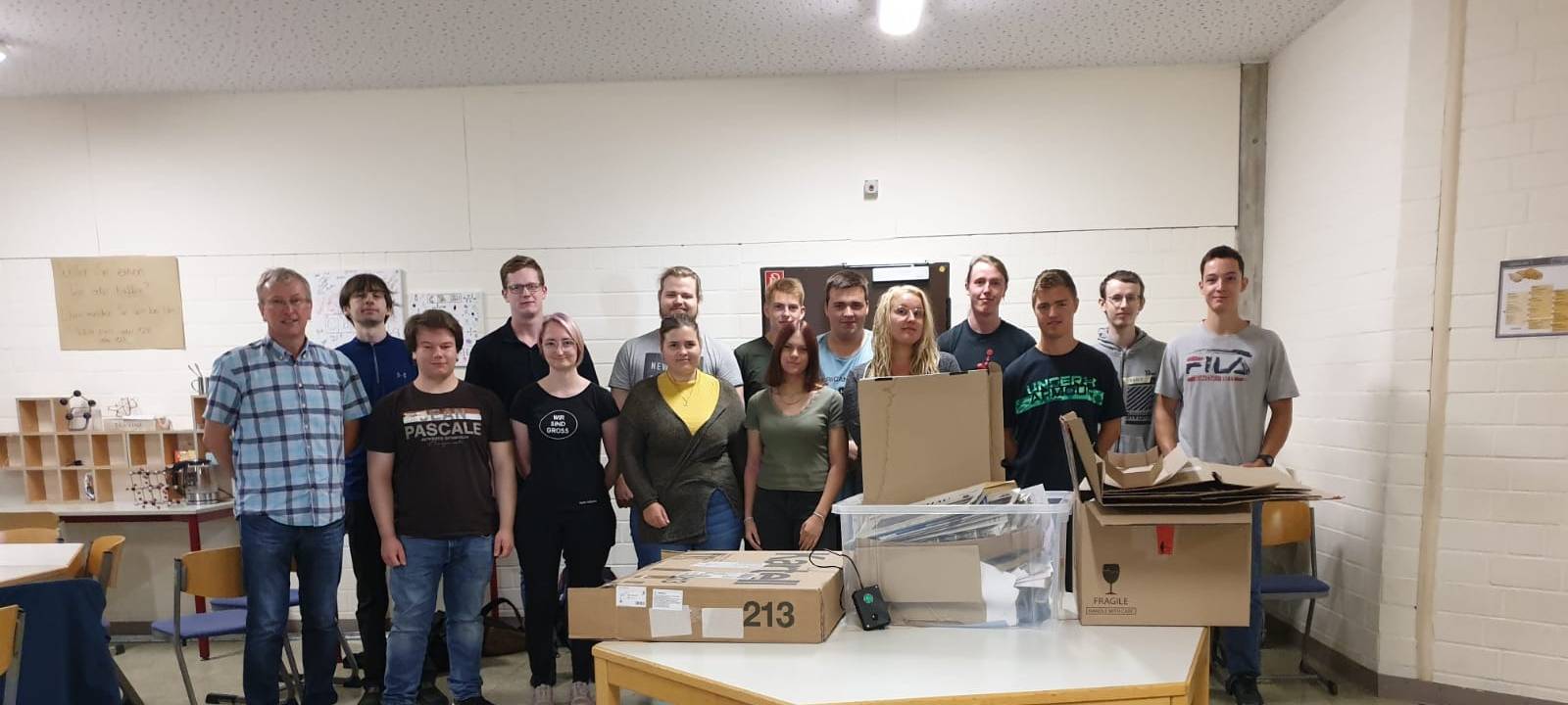 Das Berufskolleg Olsberg sammelt Altpapier für den guten Zweck.