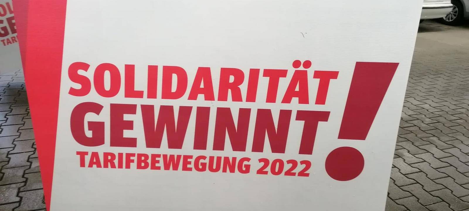 Zum Nachhören: 8% mehr Gehalt gefordert