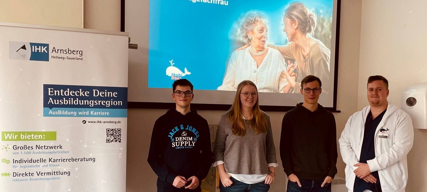 Ausbildungsbotschafter der IHK besuchen Schulen