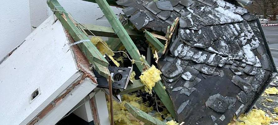 Volksbank Sauerland schließt Geldautomaten an Supermärkten