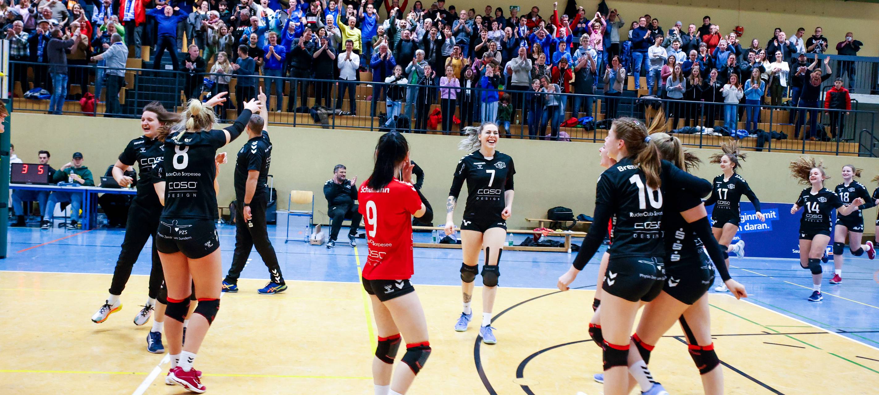 Volleyballerinnen des RC Sorpesee peilen 2. Bundesliga an