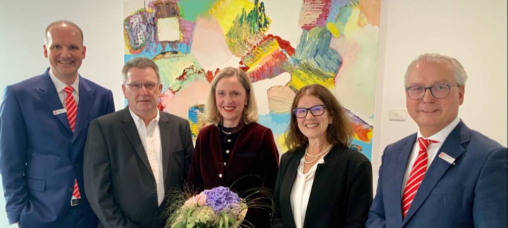 Sparkasse Arnsberg-Sundern hat Frau im Vorstand