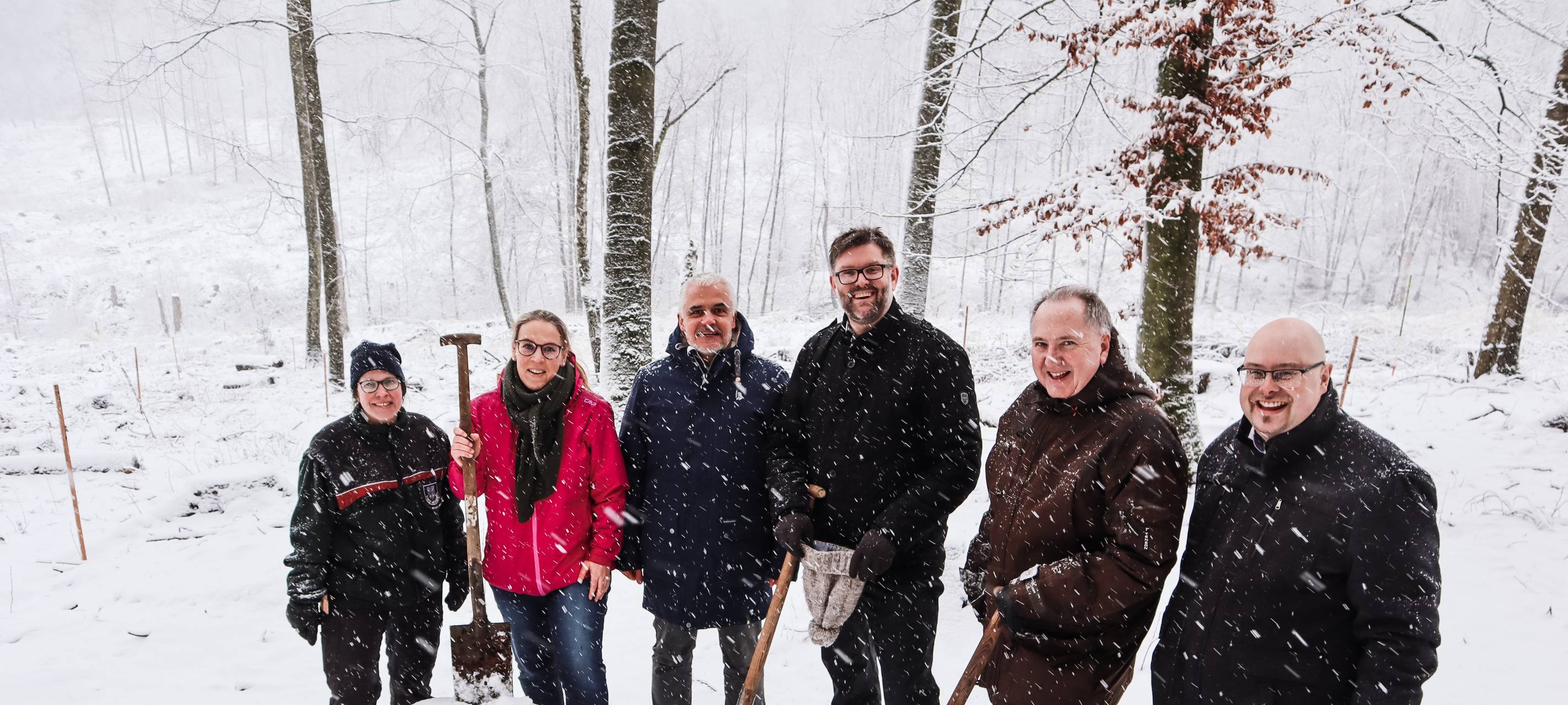 Tag des Baumes: NRW-Landwirtschaftsministerin Gorißen im Sauerland