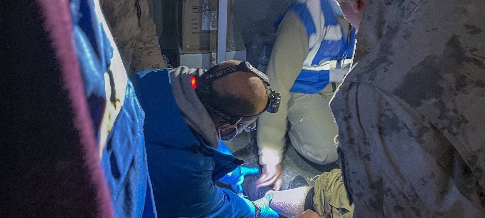 Zum Nachhören: Arzt hilft im Erdbebengebiet