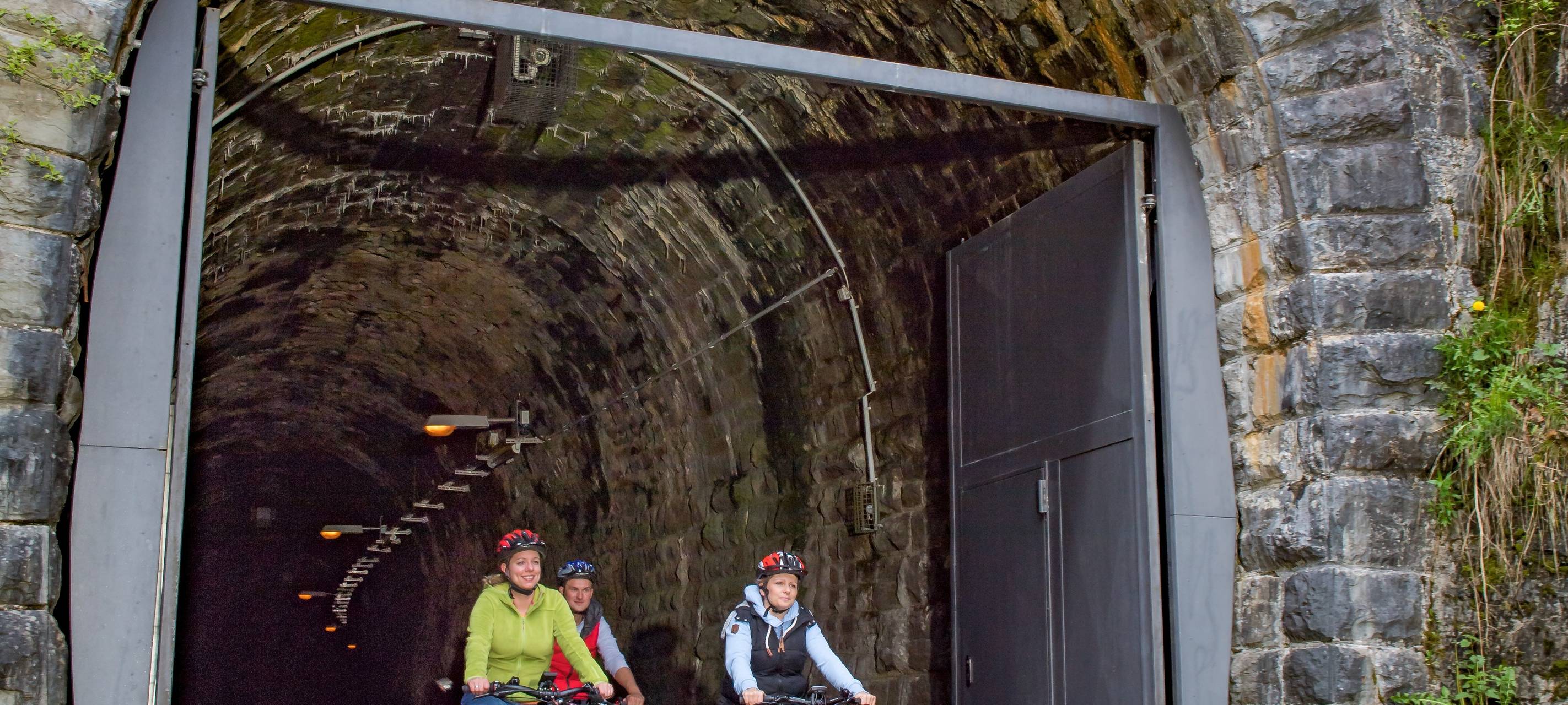 SauerlandRadring: Fledermaustunnel ist wieder auf