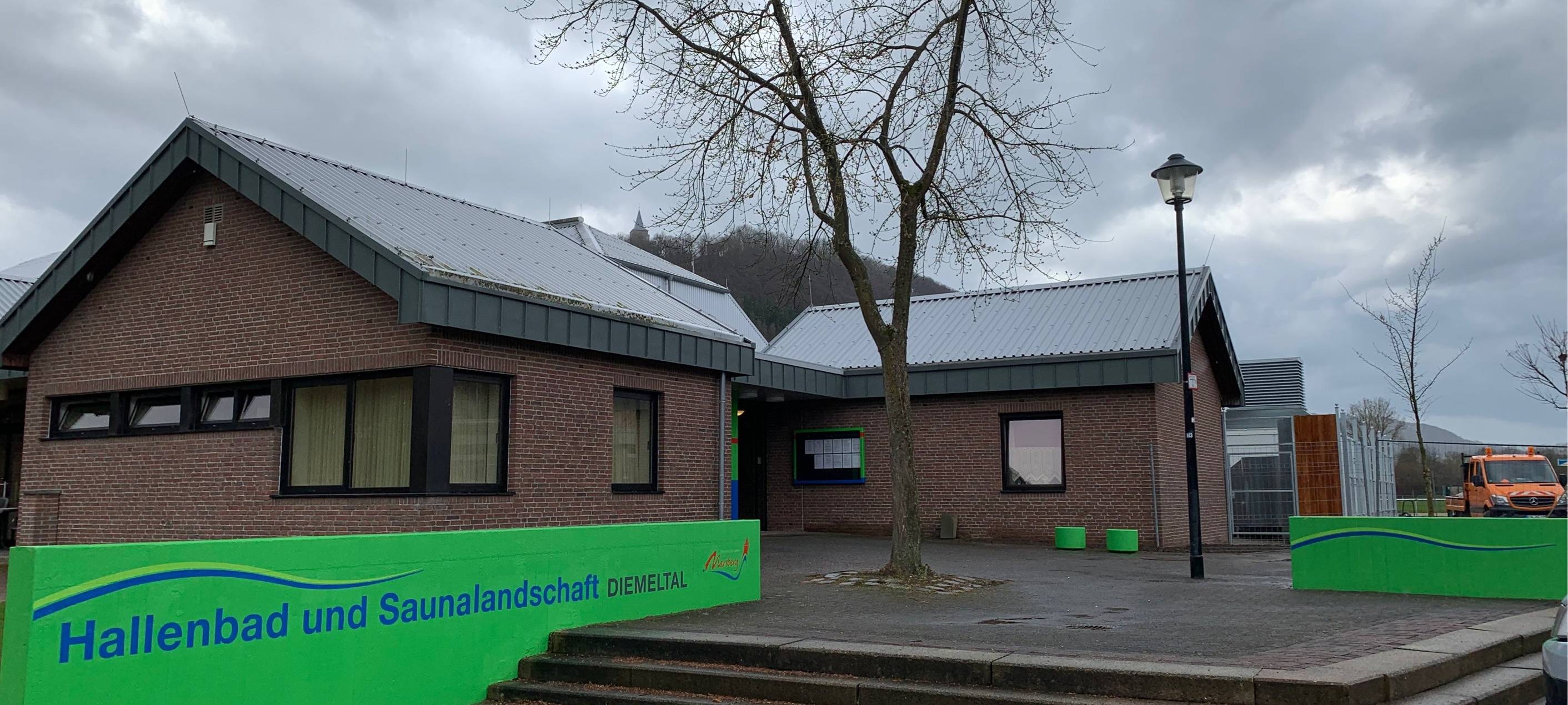 Marsberg: Hallenbad öffnet wieder