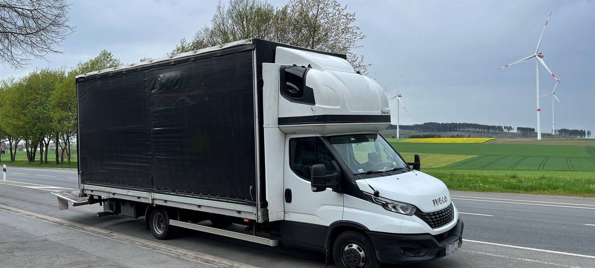 Brilon: überladener Transporter gestoppt