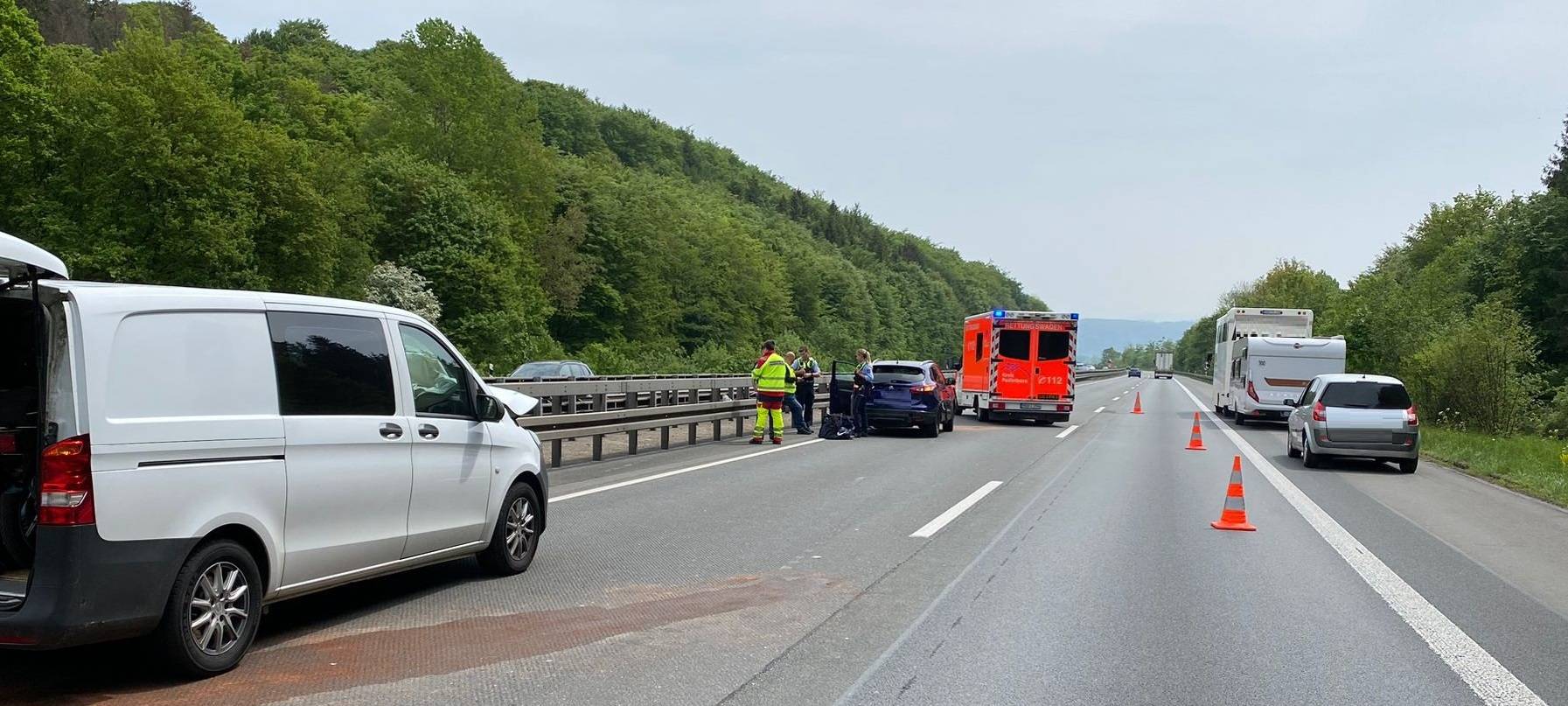 Feuerwehr Marsberg: Einsatz nach Verkehrsunfall auf der A44